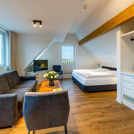 Hotel Meerzeit 샬베우츠 외부 사진